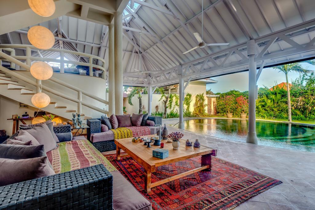 La Villa Oberoi Seminyak Pokoj fotografie